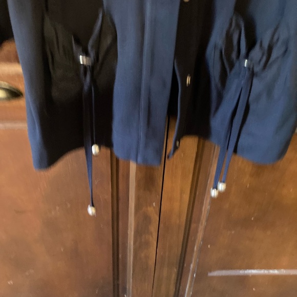 Jacket - Picture 4 of 6